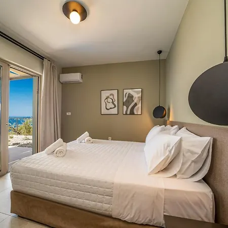 Villa Katoikia Dio By *